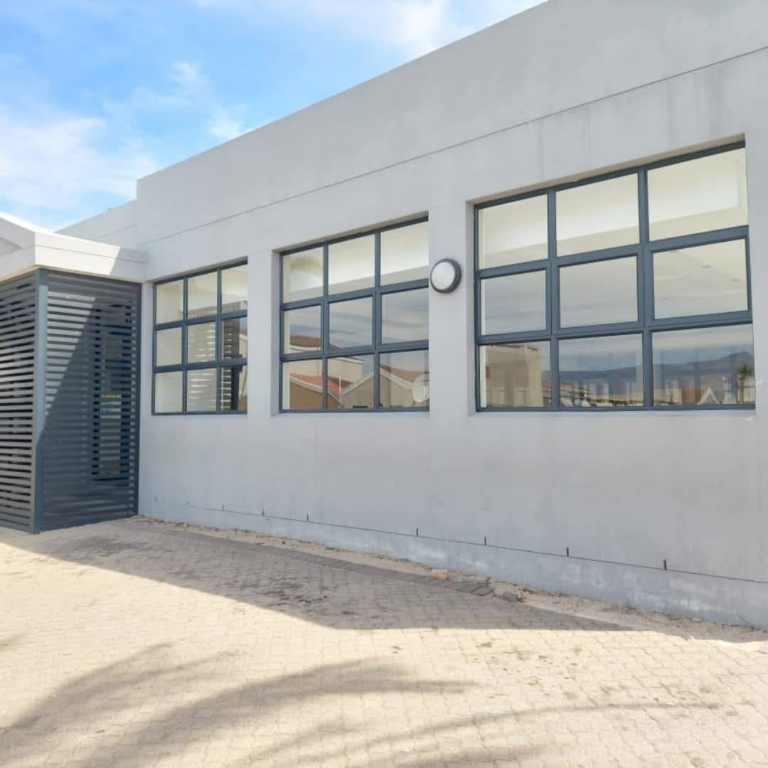 Aluminium windows